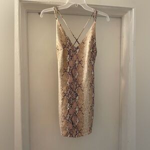 Blue‎ blush Tan snake print slip dress size Small